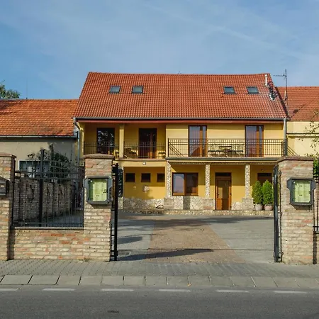 El Camino * Štúrovo