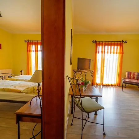 Vila El Camino Štúrovo